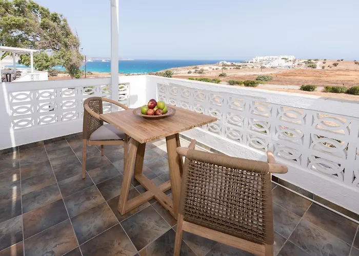 Kanelis Studios & Suites