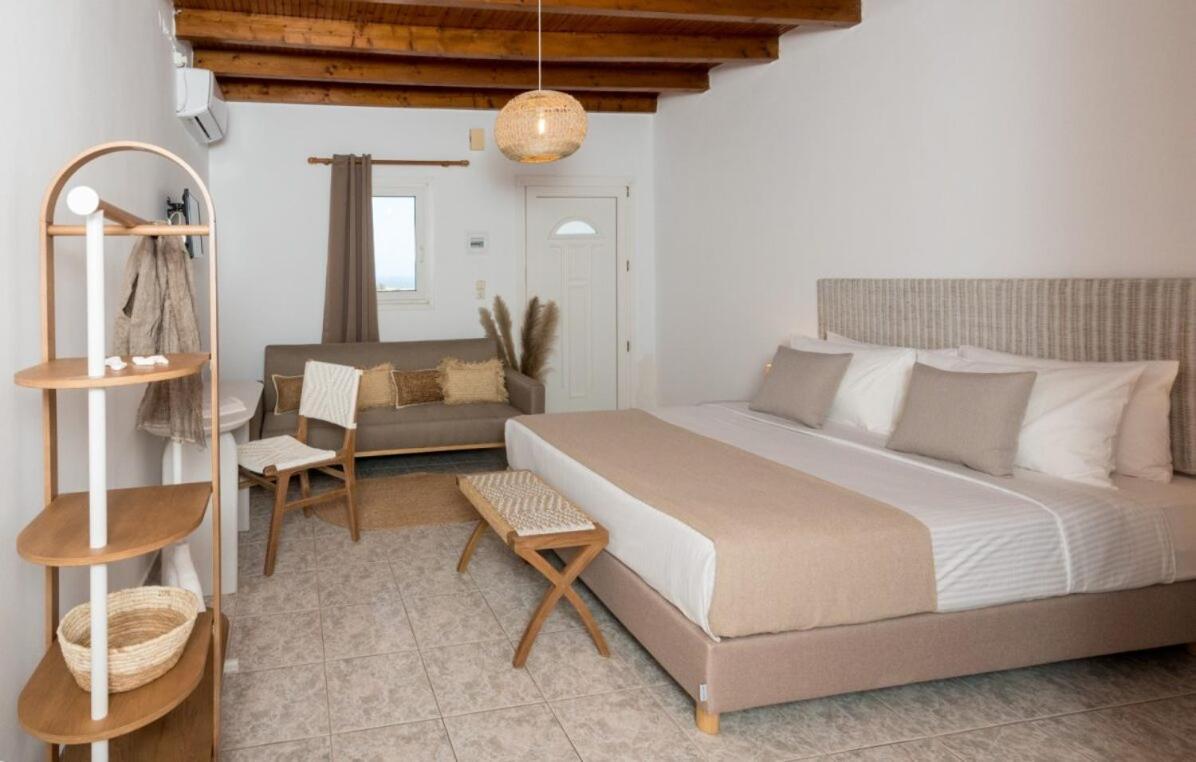 Kanelis & Apartment *